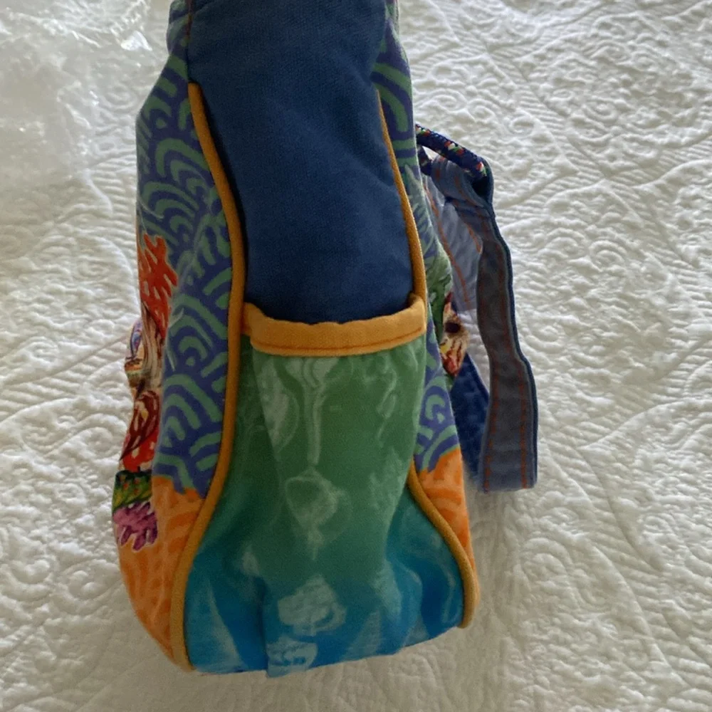 Sun N’ Sand beach theme shoulder bag tote - Picture 5 of 11